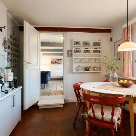Ual Fering 1 Apartment *